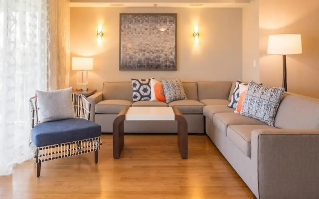 photo 5 of Stunning Apartment - Gated Resort Near Theme Parks