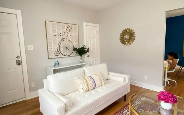 photo 3 of Stunning Apartment Near Palmer Park Free Parking