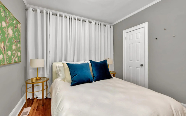 photo 4 of Stunning Apartment near Palmer Park/Free Parking
