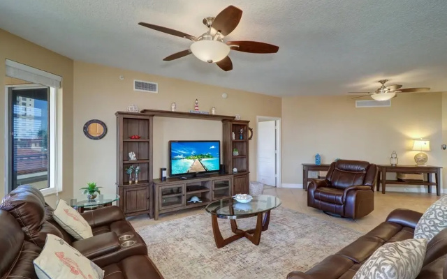 photo 2 of Stunning Beach Front 3 Bd Apartment Clearwater Belle Harbor 401