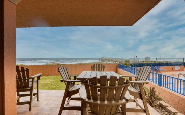 photo 3 of Stunning ground floor condo with lush lawn overlooking white sands