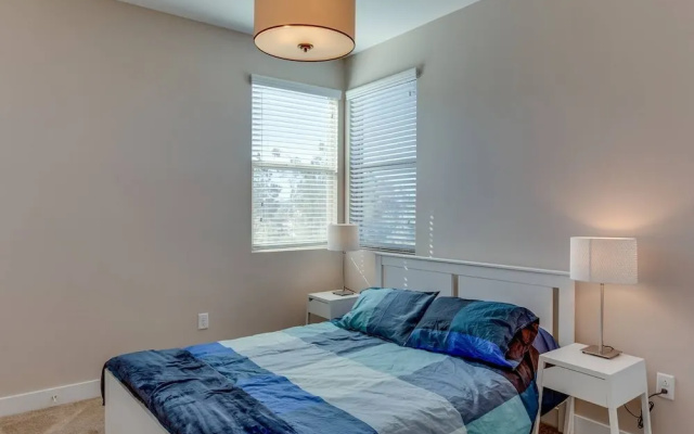 photo 5 of Stunning Home With Access To Pool & Great Location