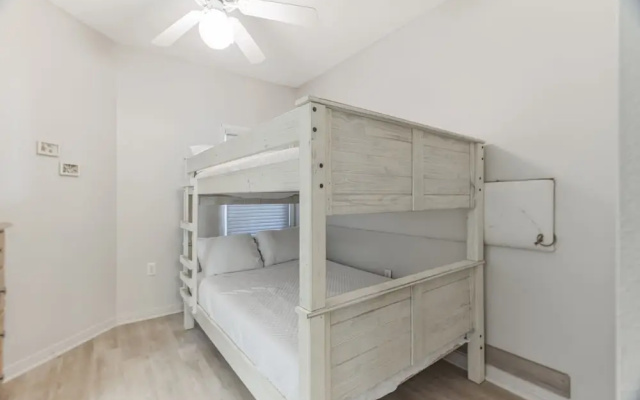 photo 2 of Stunning Oceanfront Condo With Resort Amenities 3 Bedroom Condo by RedAwning