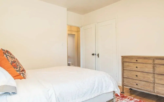 photo 3 of Stunning Rose Garden - San Jose Two Bedroom