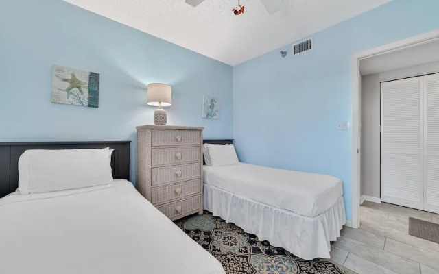 photo 5 of Stunning Views, 3bd/2ba w/ Private Balcony