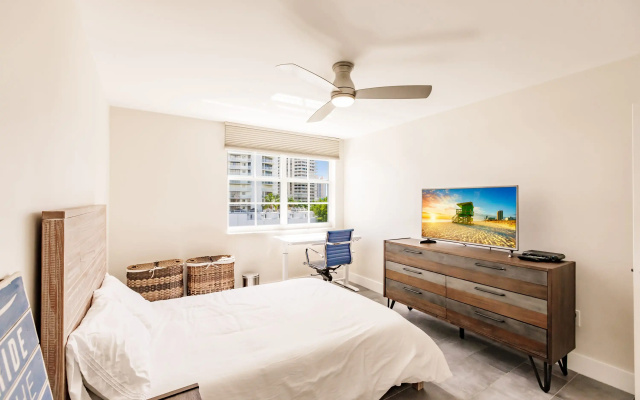 photo 4 of Uhost AI 3BR Condo Stunning Water Views