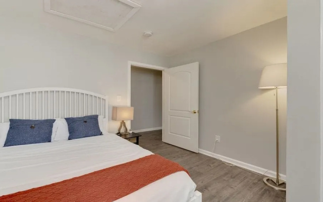 photo 5 of Stylish 3BR 3BA Colonial House by Cozysuites