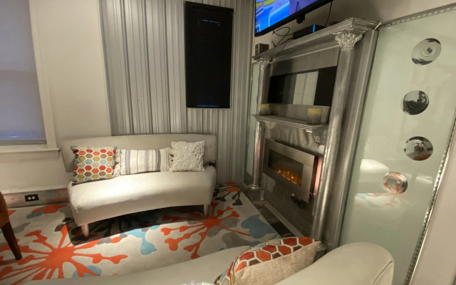 photo 4 of Stylish 4 bedroom home near Philadelphia