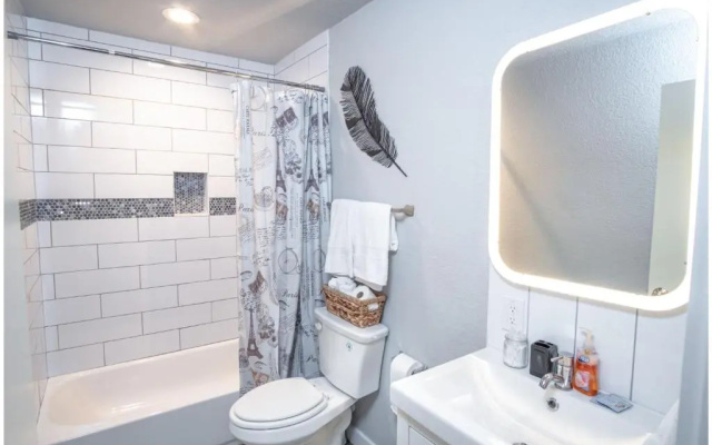 photo 3 of Stylish 4 Br2Ba Renovated Home Near Downtown