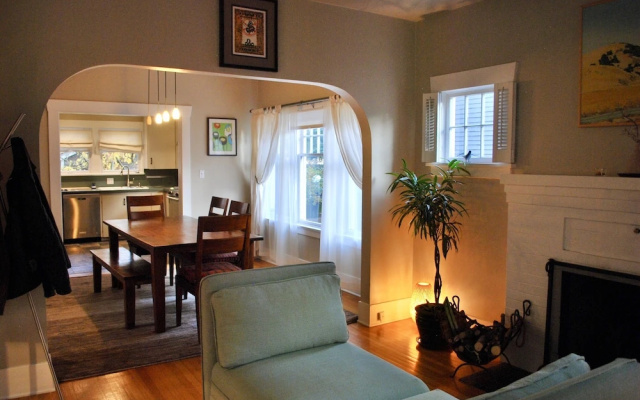 photo 3 of Stylish Craftsman Premium Comfort