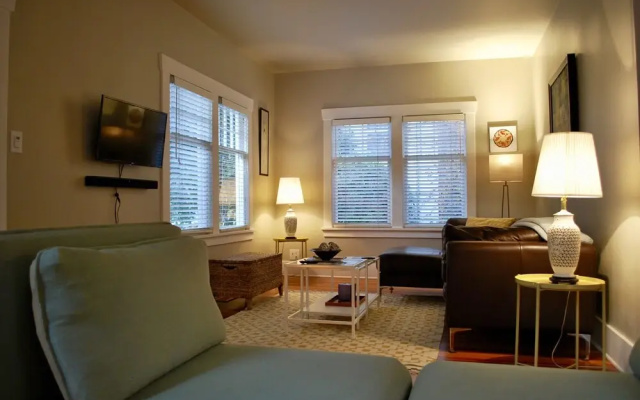 photo 4 of Stylish Craftsman Premium Comfort