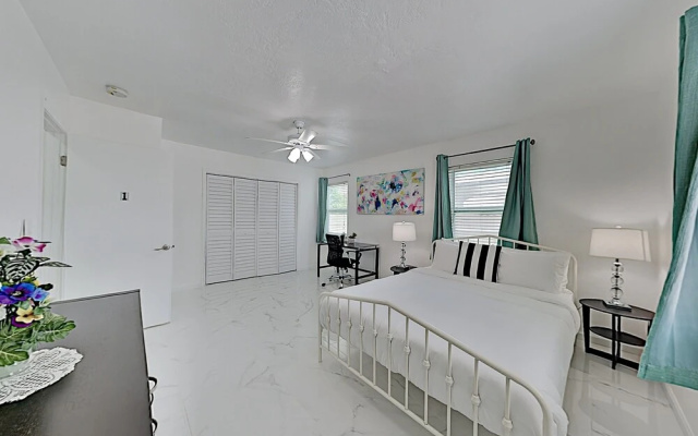 photo 3 of Stylish Getaway W/ New Interior & Private Hot Tub 4 Bedroom Home