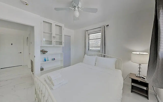 photo 5 of Stylish Getaway W/ New Interior & Private Hot Tub 4 Bedroom Home