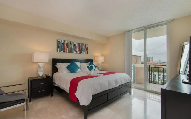 photo 5 of Stylish Modern 2bd 2bth Apt Near the Beach