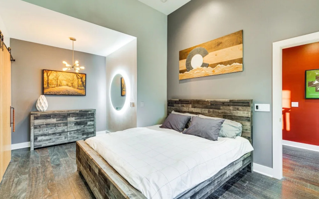 photo 3 of Stylish Omaha Home w/ Balcony - 2 Mi to Downtown!