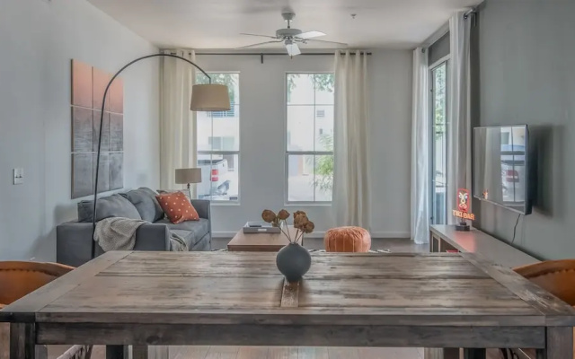 photo 4 of Stylish Phoenix Apartment by WanderJaunt
