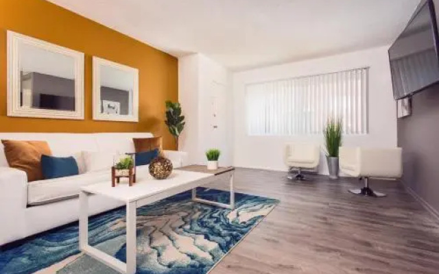 photo 4 of Stylish Theme Park Suites
