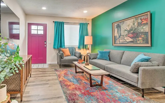 photo 5 of Stylish Vacation Rental - Walk to Isu!