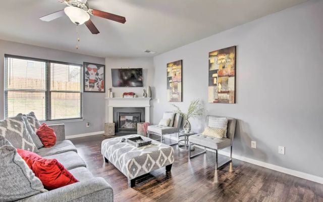 photo 4 of Suburban Atlanta Vacation Home ~ 3 Mi to Airport!