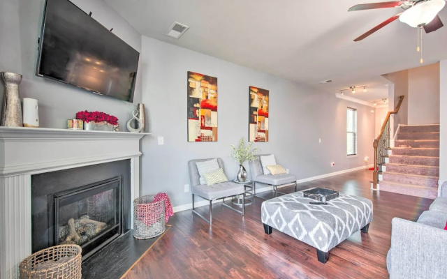 photo 5 of Suburban Atlanta Vacation Home ~ 3 Mi to Airport!