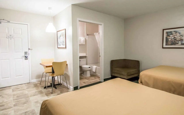 photo 4 of Suburban Studios Melbourne Airport