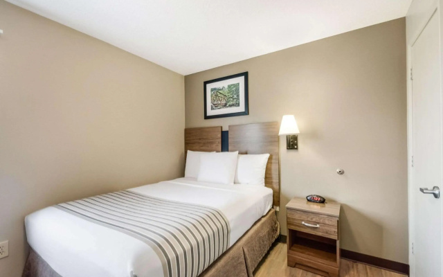 photo 5 of Suburban Studios Sterling - Washington Dulles