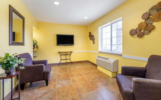 photo 2 of Suburban Extended Stay Hotel South Bend