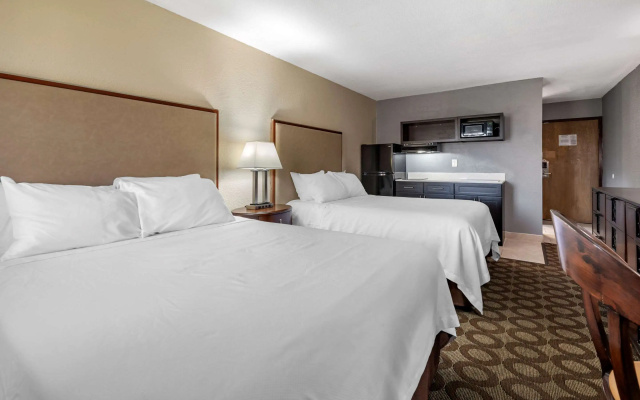 photo 3 of Suburban Extended Stay Hotel