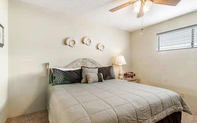 photo 4 of Sugar Beach 329 by Bender Vacation Rentals