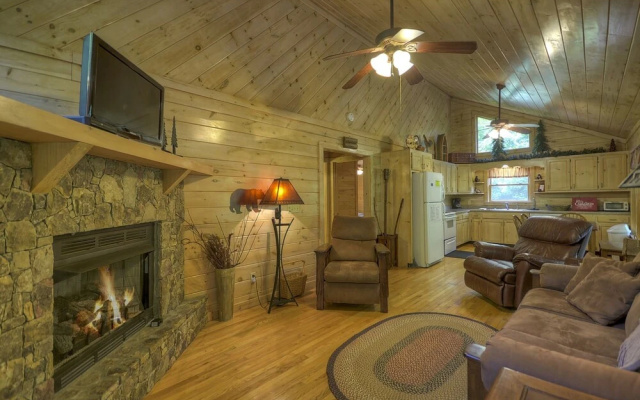 photo 3 of Sugar Creek Retreat