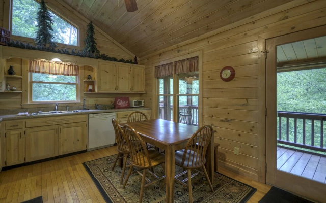 photo 4 of Sugar Creek Retreat