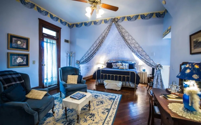 photo 5 of Sugar Magnolia Bed & Breakfast