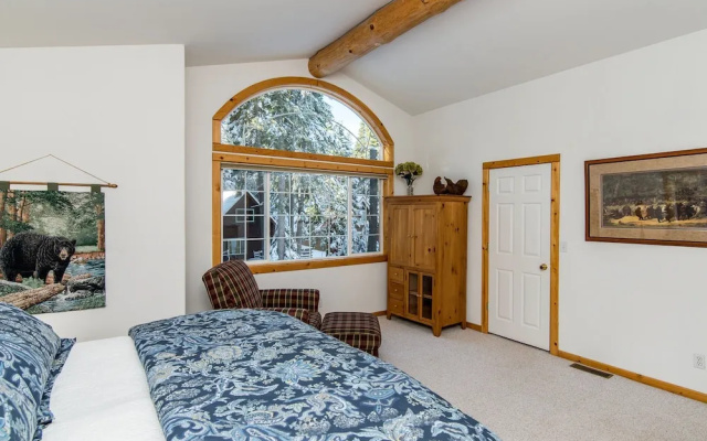 photo 4 of Sugar Pine Haus with Hot Tub by RedAwning
