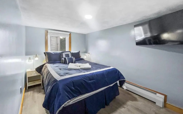 photo 3 of Suite at House of L
