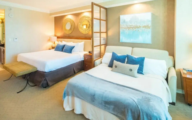 photo 2 of StripView Luxury Suite at The Signature