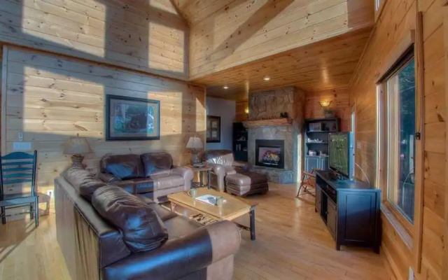 photo 2 of Suite Dreams by Escape to Blue Ridge
