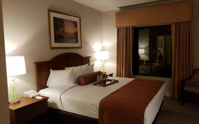 photo 2 of Suites at the Tahiti Village