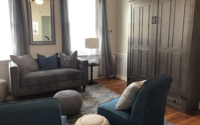 photo 3 of Suites on Coming