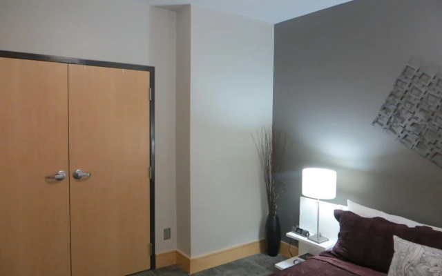 photo 5 of Suites@One-Eighteen