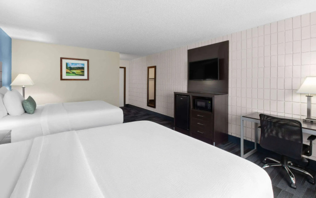 photo 5 of Baymont Inn and Suites by Wyndham Farmington, MO