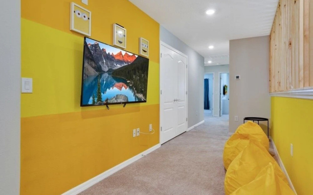 photo 5 of summer Deal! 5 Bdrm Solterra Home! 5 Bedroom Villa by RedAwning