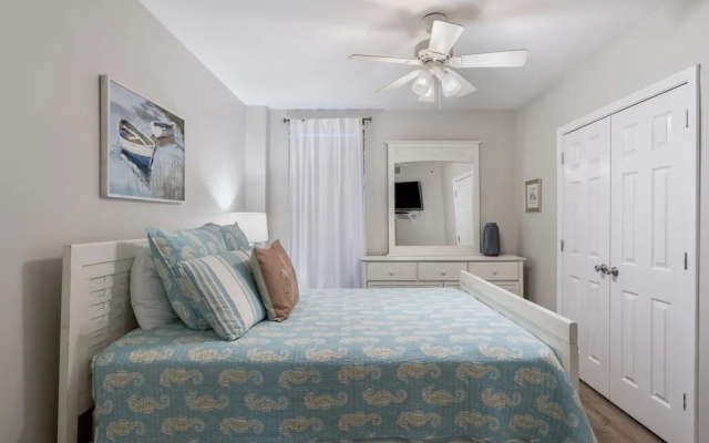 photo 5 of Summer House 204B