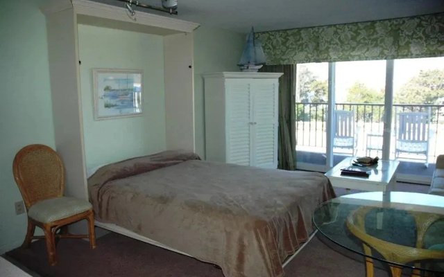 photo 2 of Summer Sands Suites