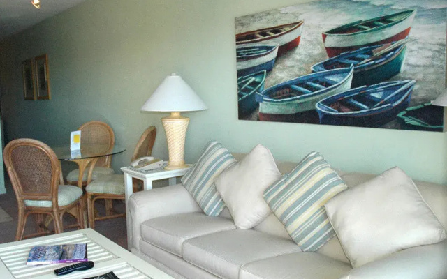 photo 5 of Summer Sands Suites