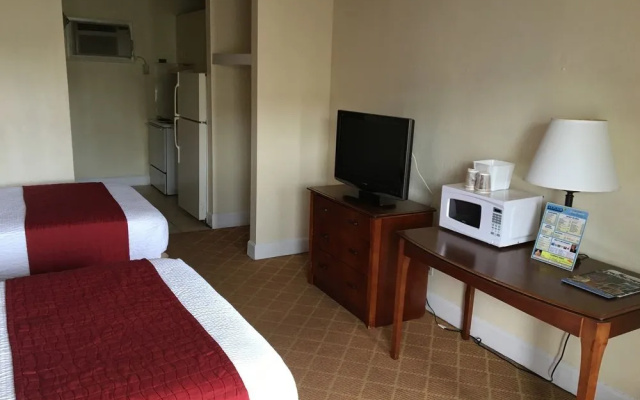 photo 2 of Rodeway Inn