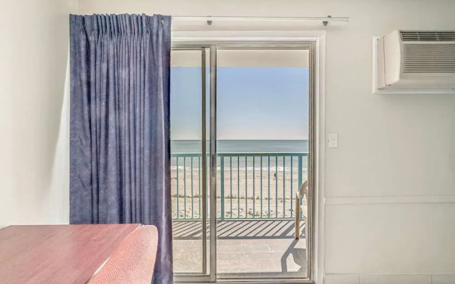photo 2 of Summerwind Oceanfront Hotel