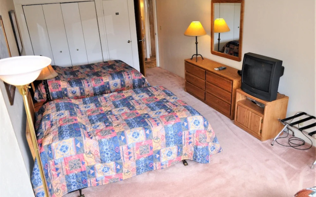 photo 5 of Summit House 2 bed 2 bath B