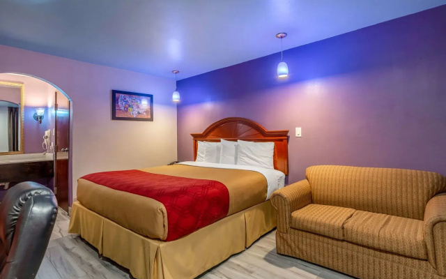 photo 4 of Summit Inn - Houston Medical Center