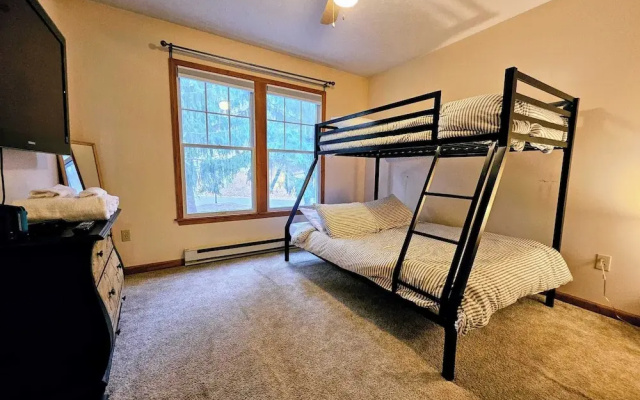 photo 2 of Summit Serenity by Avantstay Central Location w/ Mountain Views & Deck