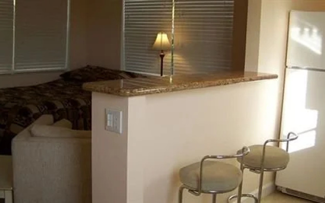 photo 2 of Sun And Surf Motel